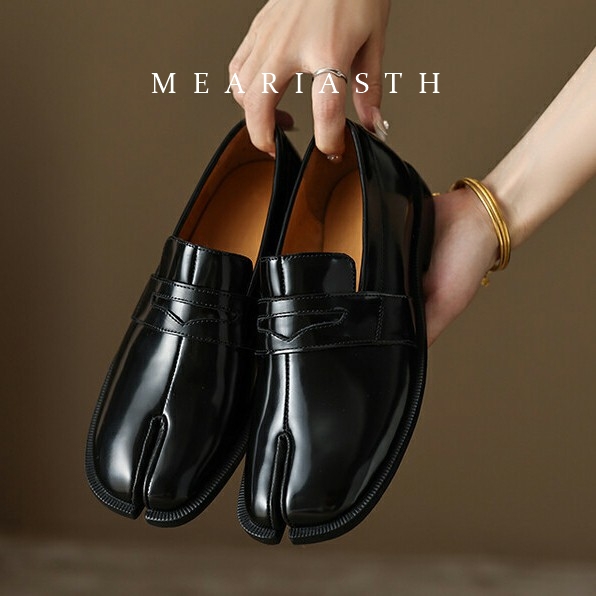 black Tabi Shoes Split Toe Pat - Women'S Shoes In Wide Width review and price